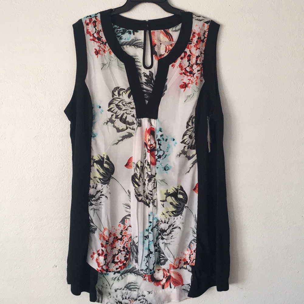 Melissa McCarthy Top